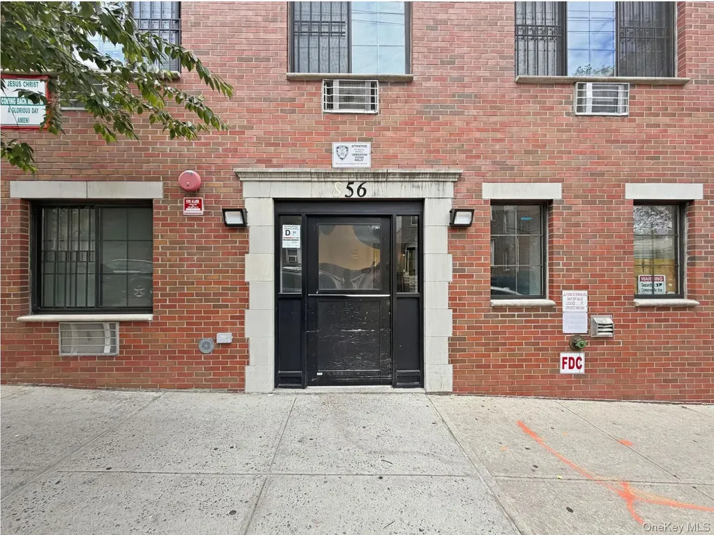 856 E 213th Street Bronx NY 10467