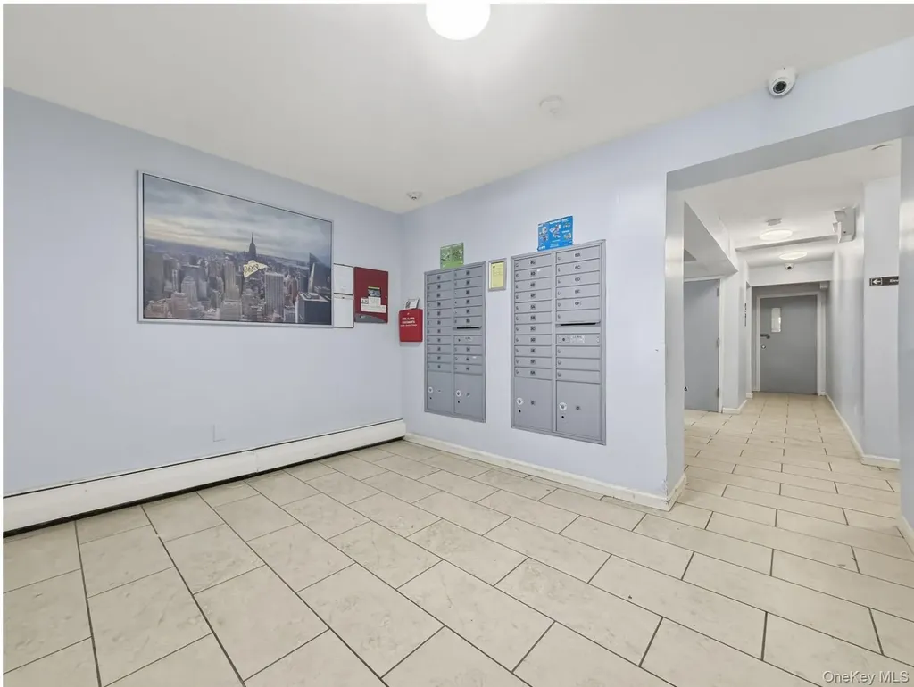 856 E 213th Street Bronx NY 10467