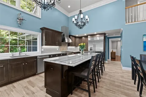 40 Coves Run Syosset NY 11791