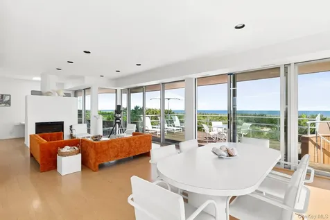 559 Dune Road Westhampton NY 11978