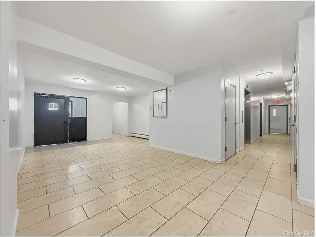 715 E 214th Street Bronx NY 10467
