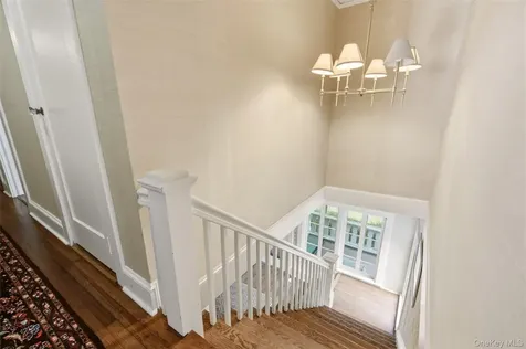 7 Thompson Street Shoreham NY 11786