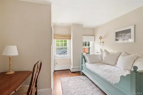 7 Thompson Street Shoreham NY 11786