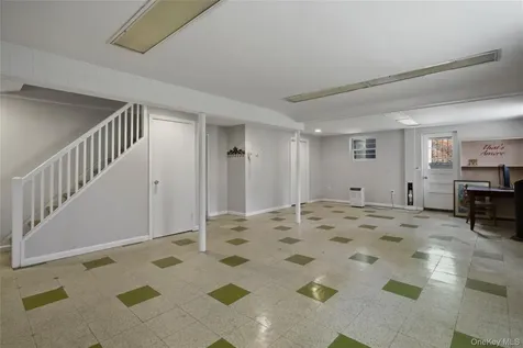 419 Beach Avenue Mamaroneck NY 10543