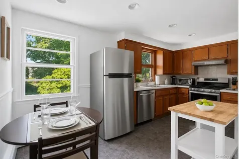 419 Beach Avenue Mamaroneck NY 10543