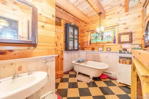 150 Wildwood Drive South Fallsburg NY 12733