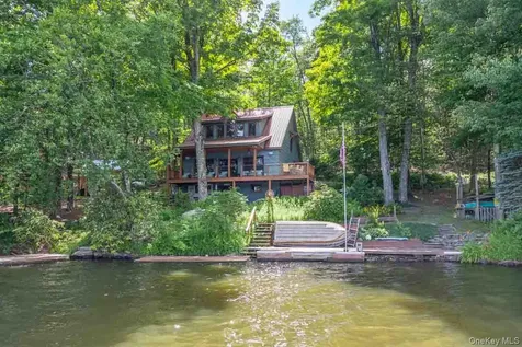 150 Wildwood Drive South Fallsburg NY 12733
