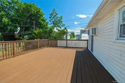 561 Woodbury Road Plainview NY 11803