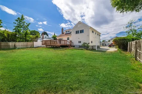 561 Woodbury Road Plainview NY 11803