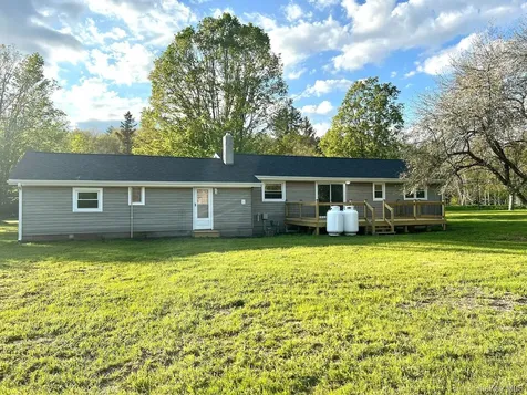 96 56 Windham NY 12496