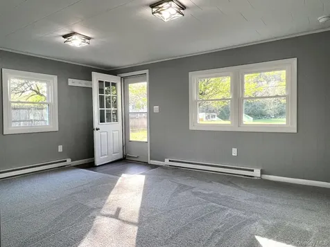 96 56 Windham NY 12496