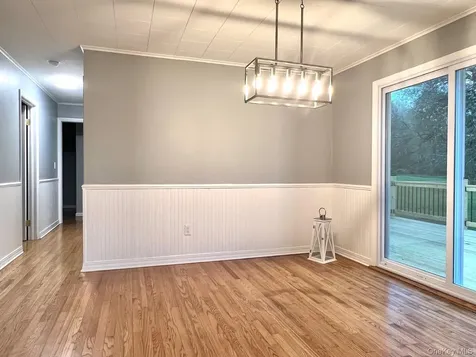 96 56 Windham NY 12496