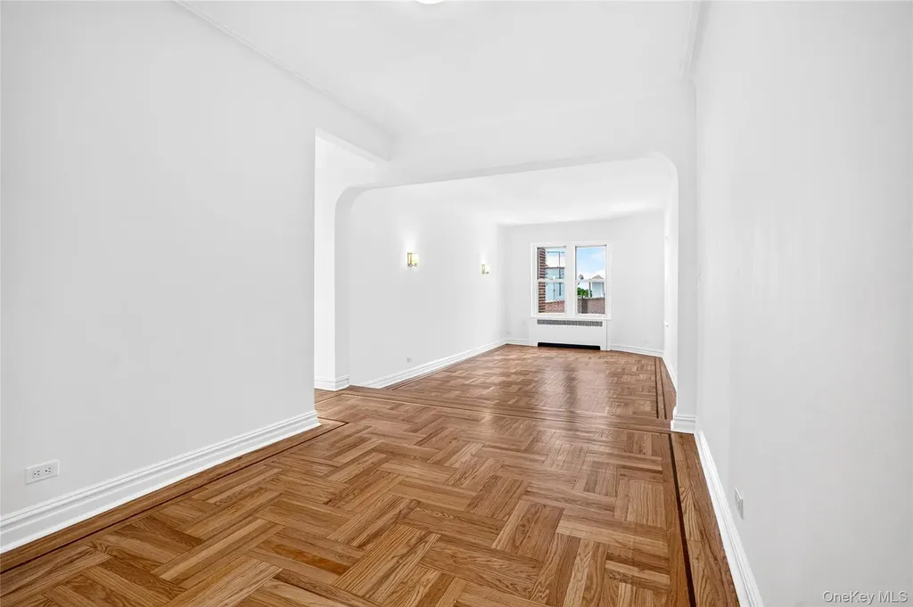 601 Pelham Parkway N Bronx NY 10467