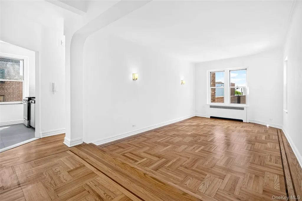601 Pelham Parkway N Bronx NY 10467