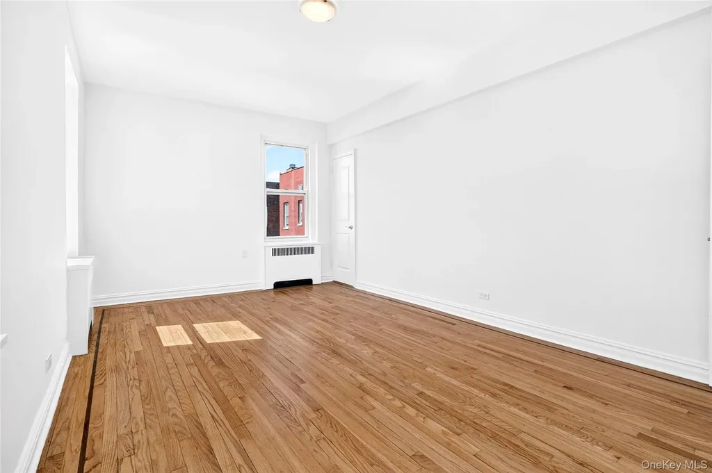 601 Pelham Parkway N Bronx NY 10467