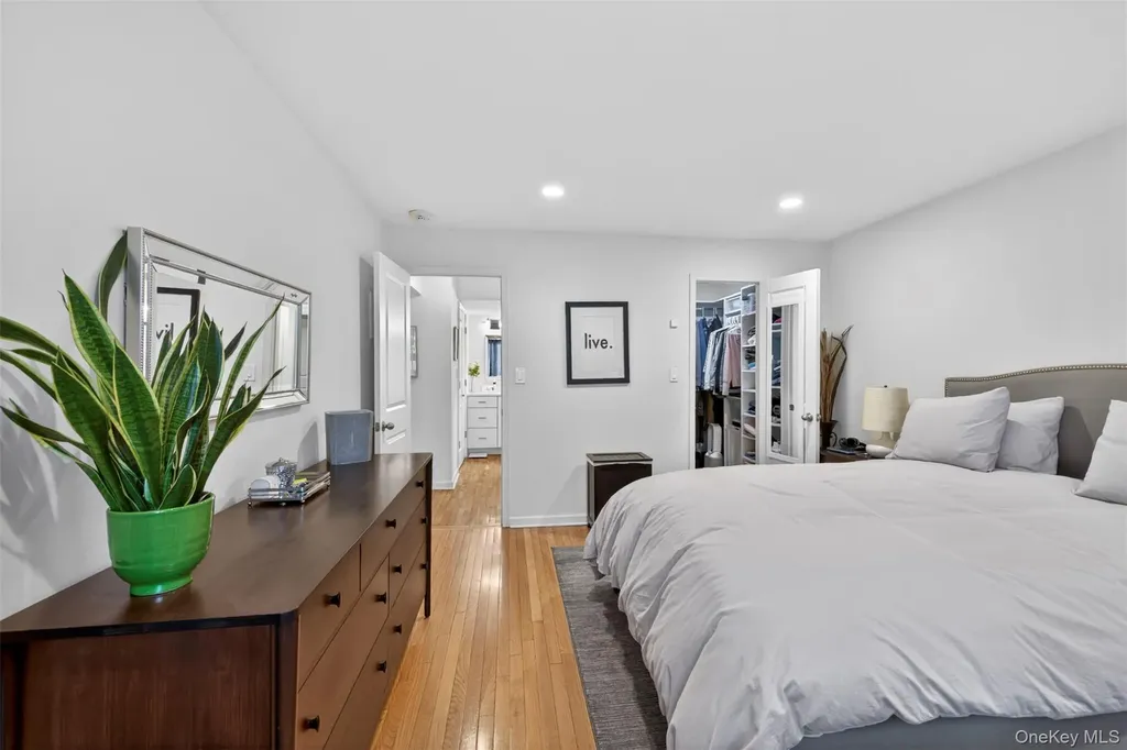 20 Bronxville Glen Drive Bronxville NY 10708