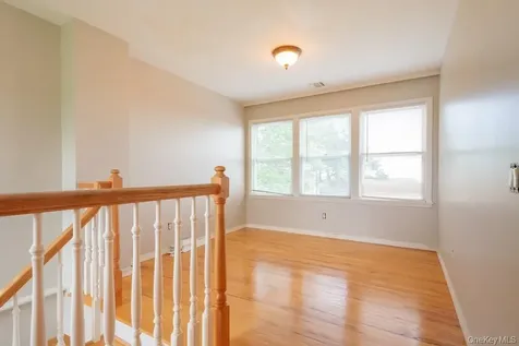 300 S Snedecor Avenue Bayport NY 11705