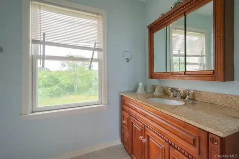 300 S Snedecor Avenue Bayport NY 11705
