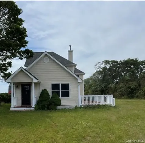 300 S Snedecor Avenue Bayport NY 11705