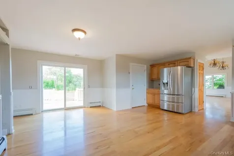 300 S Snedecor Avenue Bayport NY 11705