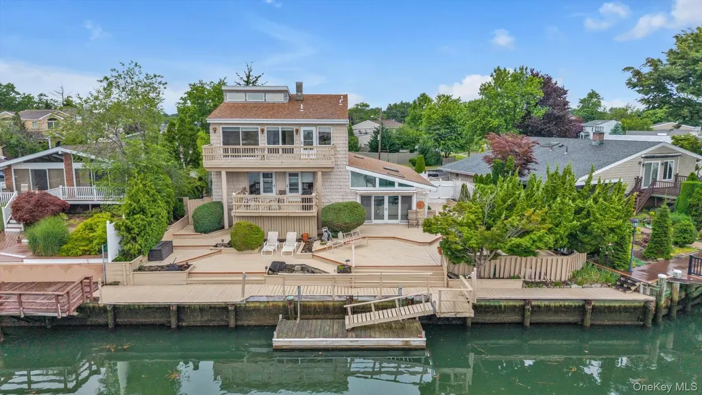 2643 Belmill Road Bellmore NY 11710