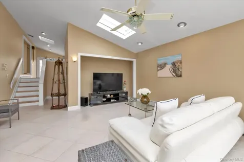 2643 Belmill Road Bellmore NY 11710