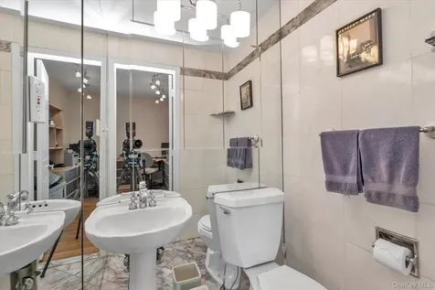 2643 Belmill Road Bellmore NY 11710