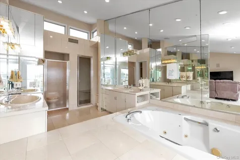 2643 Belmill Road Bellmore NY 11710