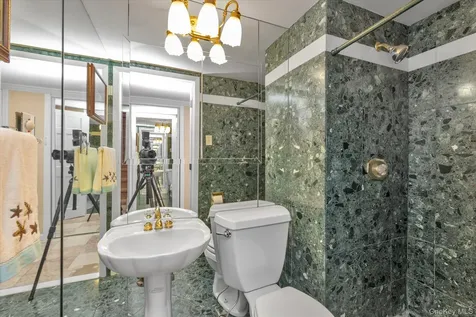 2643 Belmill Road Bellmore NY 11710