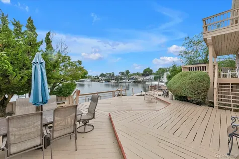 2643 Belmill Road Bellmore NY 11710