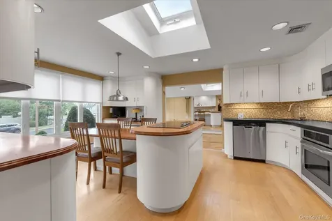 2643 Belmill Road Bellmore NY 11710