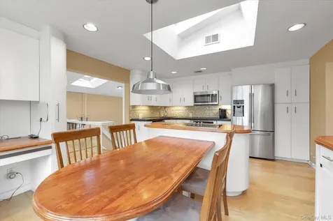 2643 Belmill Road Bellmore NY 11710