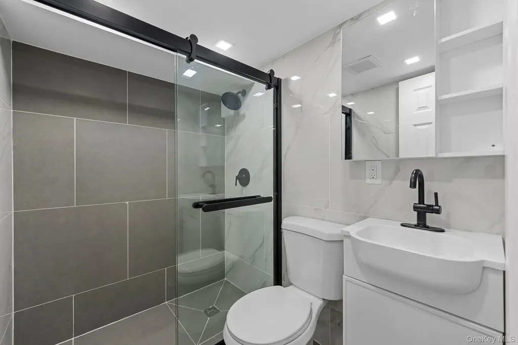 1658 Brooklyn Avenue Brooklyn NY 11210