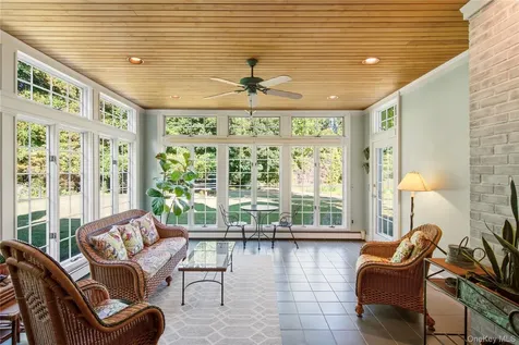 54 Snake Hill Road Cold Spring Harbor NY 11724