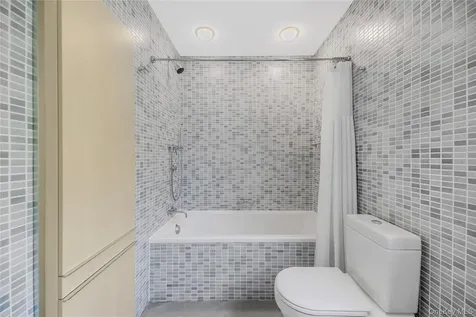 10 Ashton Road Yonkers NY 10705