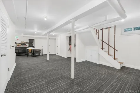 10 Ashton Road Yonkers NY 10705