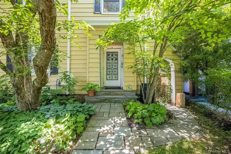 10 Ashton Road Yonkers NY 10705