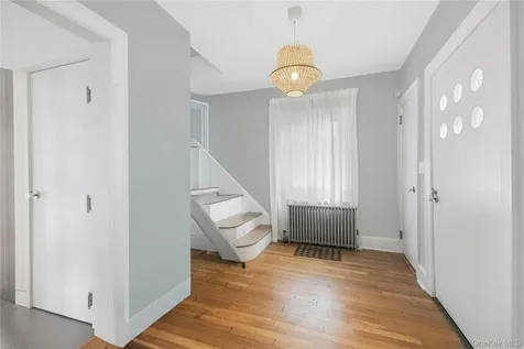 10 Ashton Road Yonkers NY 10705