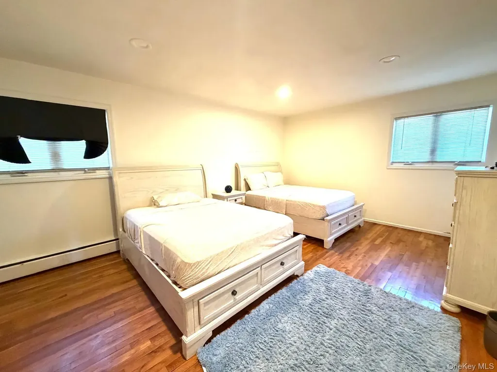 906 Park Court North Woodmere NY 11581