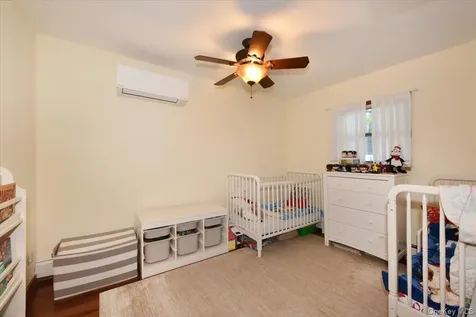 18 Boston Avenue Massapequa NY 11758