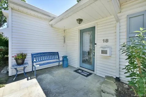 18 Boston Avenue Massapequa NY 11758