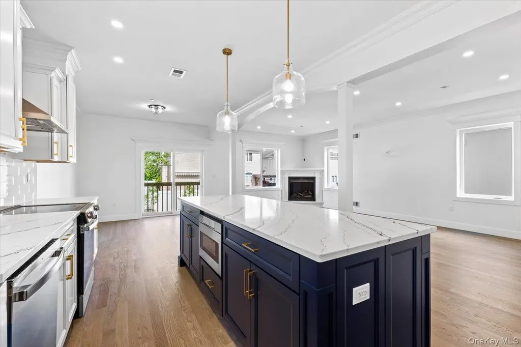 197 Finlay Street Staten Island NY 10307