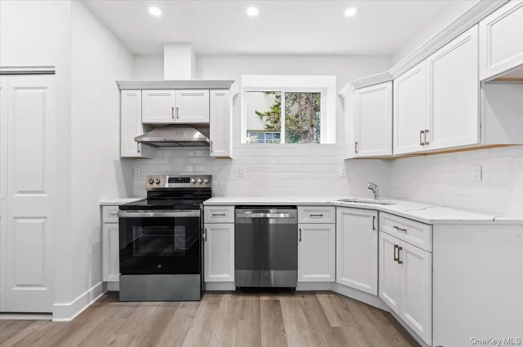 197 Finlay Street Staten Island NY 10307