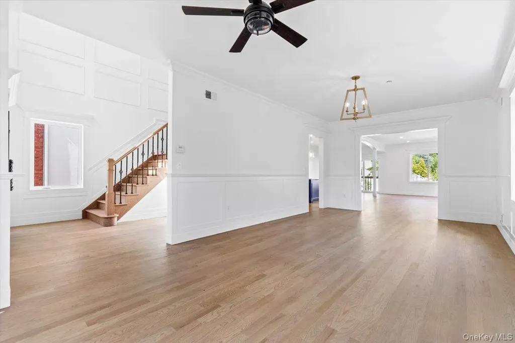 197 Finlay Street Staten Island NY 10307