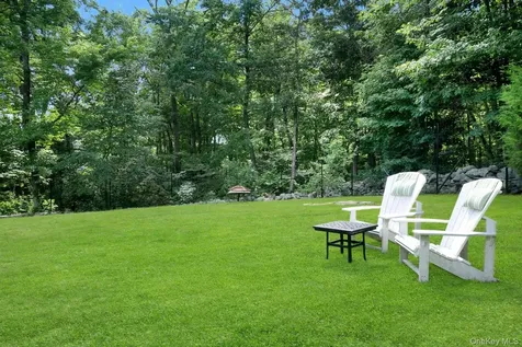 32 Split Rock Road Pound Ridge NY 10576