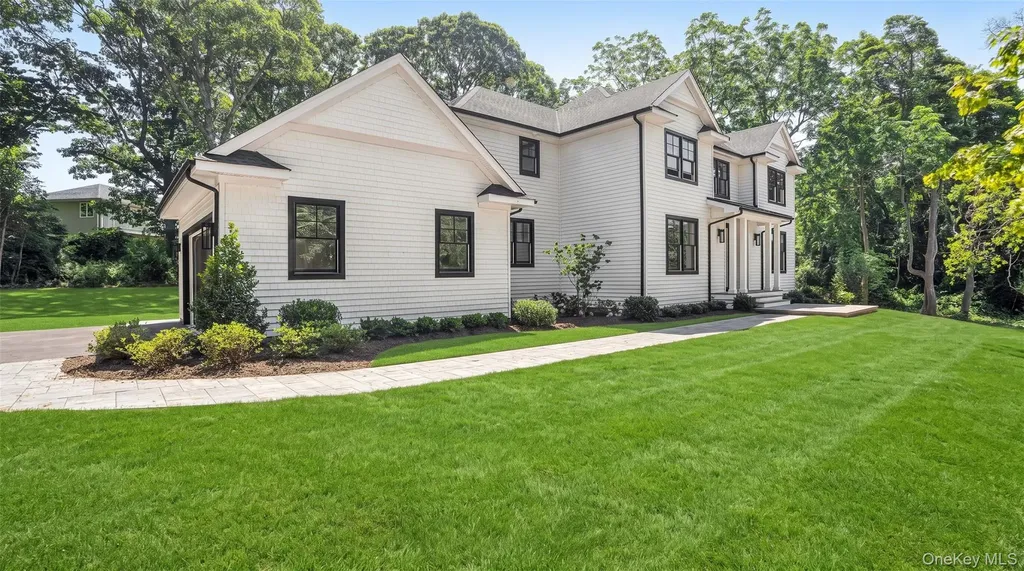 29 Briana Court East Moriches NY 11940