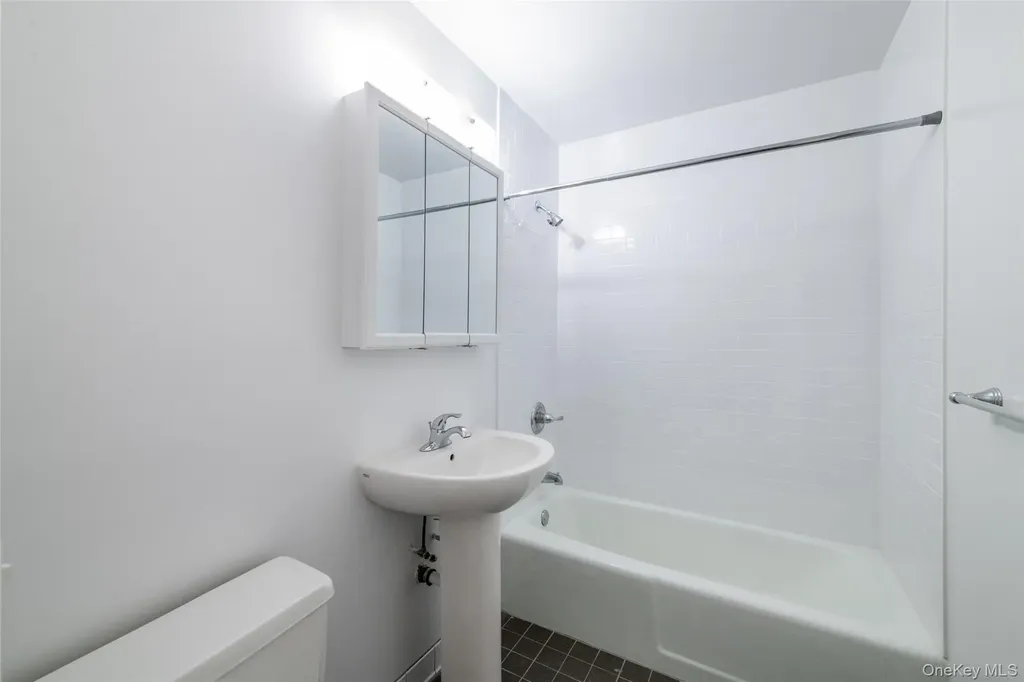 125 Lake Street White Plains NY 10604