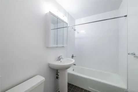 125 Lake Street White Plains NY 10604