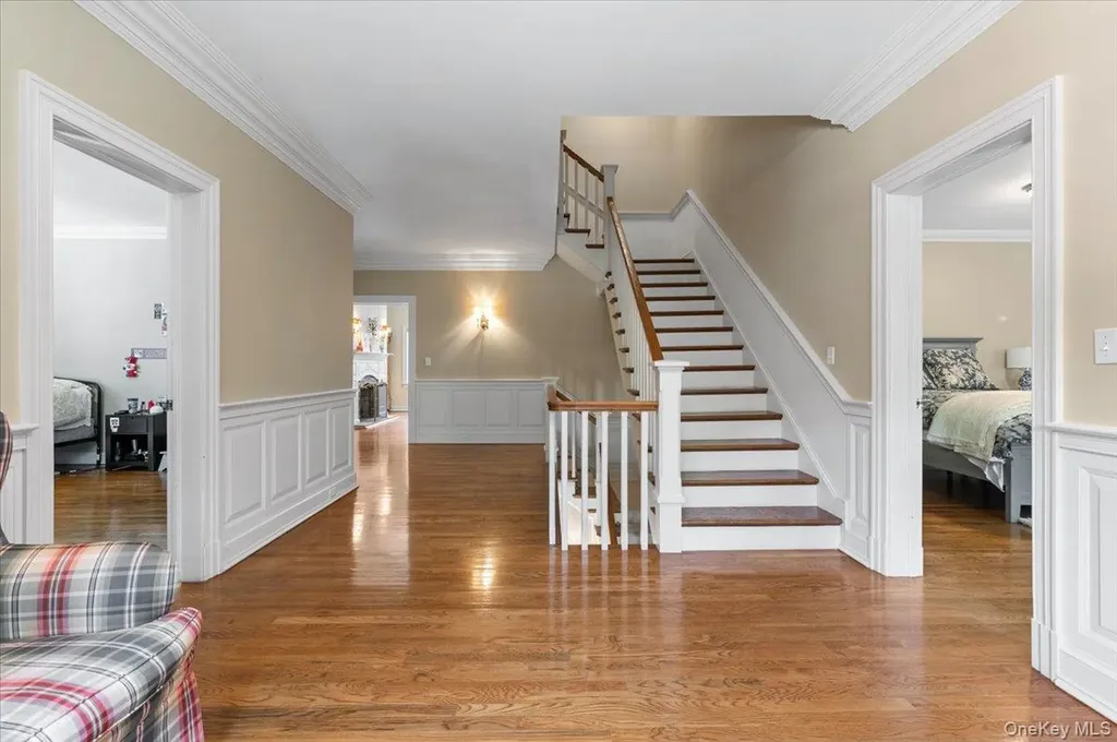 11 Oak Hill Road Lloyd Harbor NY 11743