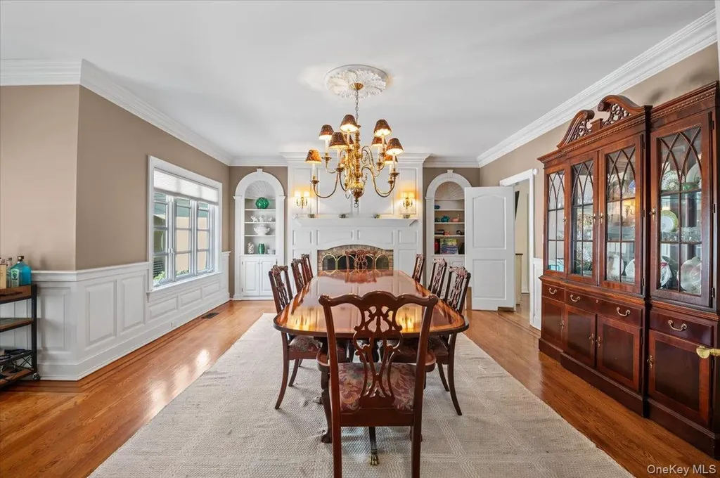 11 Oak Hill Road Lloyd Harbor NY 11743